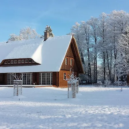 Вилла Exklusives Holzhaus Бург Номер фото